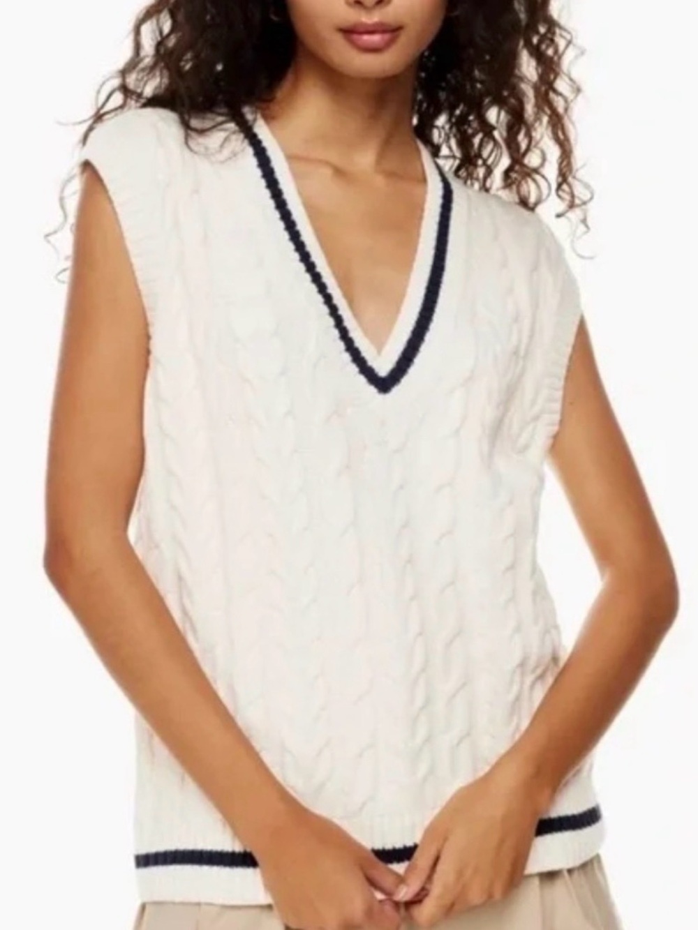 Aritzia Sunday Best Winston Sweater Vest Whisper Cream and Navy Size Small